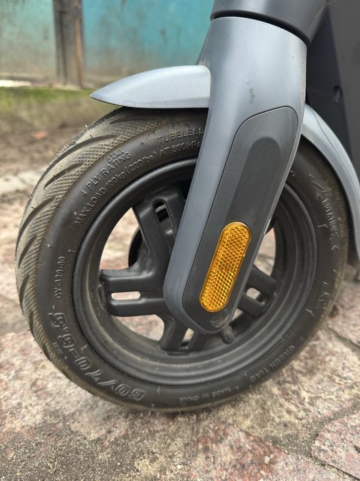 Продам електросамокат Xiaomi electric scooter 4 lite gen 2