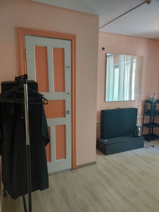 Здається приміщення (2 кімнати) в центрі міста в центрі