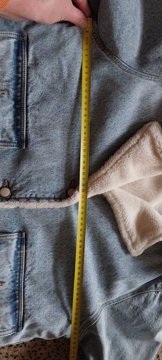 Джинсовая куртка