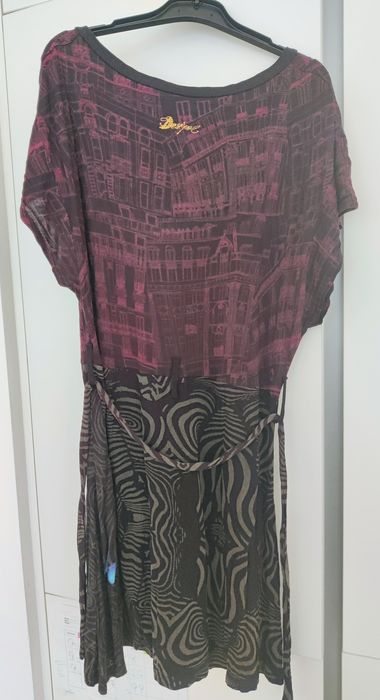 Vestido de verão, manga curta, preto e roxo, Desigual, S