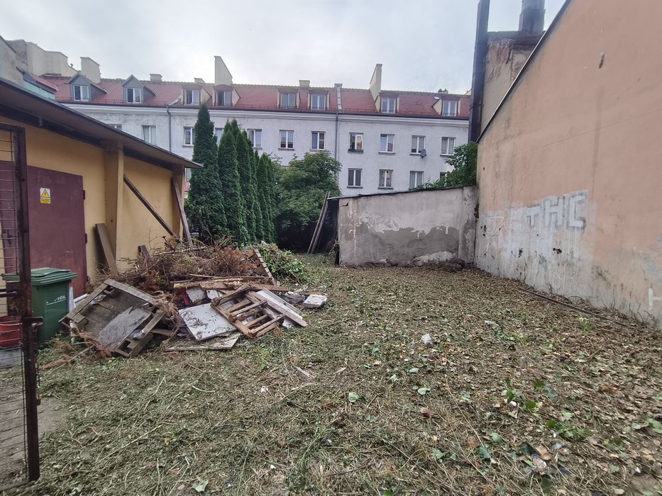 Prace ogrodowe i budowlane