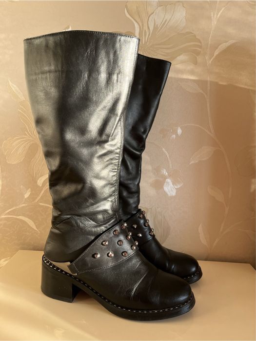 Жіночі сапожки, зручні та теплі, розмір 39