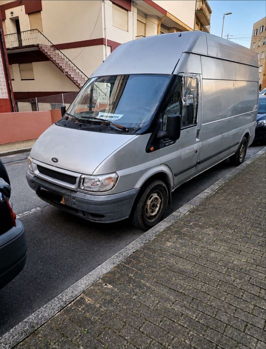 Ford transit  2400cc