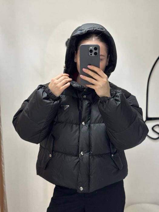 Куртка/жилетка  Prada трансформер, чорний колір