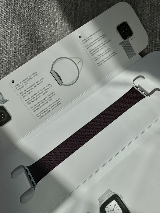 Оригінальний текстильний ремінець Solo Loop на Apple Watch