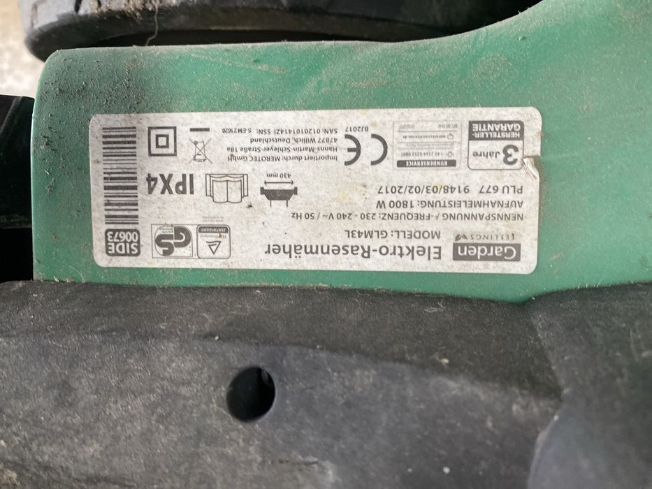 Kosiarki elek. Do trawy.