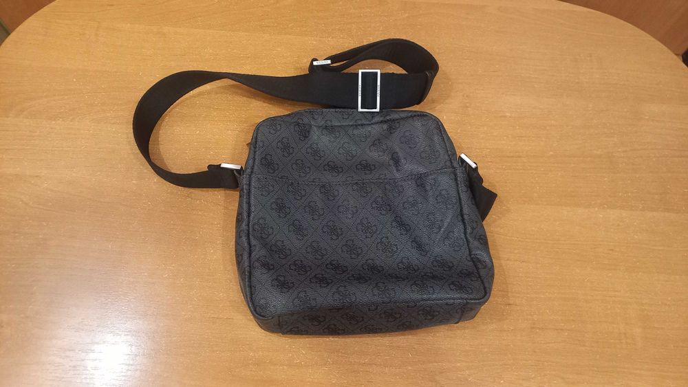 Мужская сумка Guess из экокожи черная Оригинал