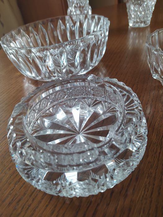 Kryształy różne PRL-U sprzedam całość.