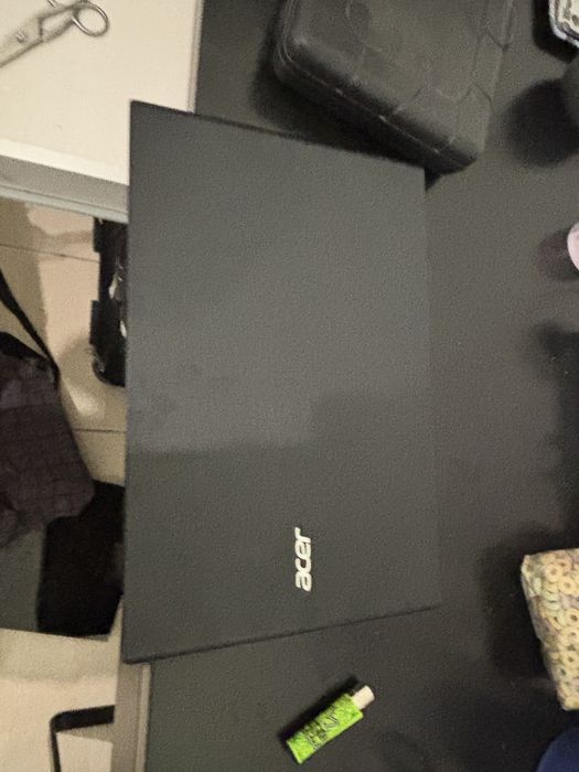Acer Computer447289642871705601