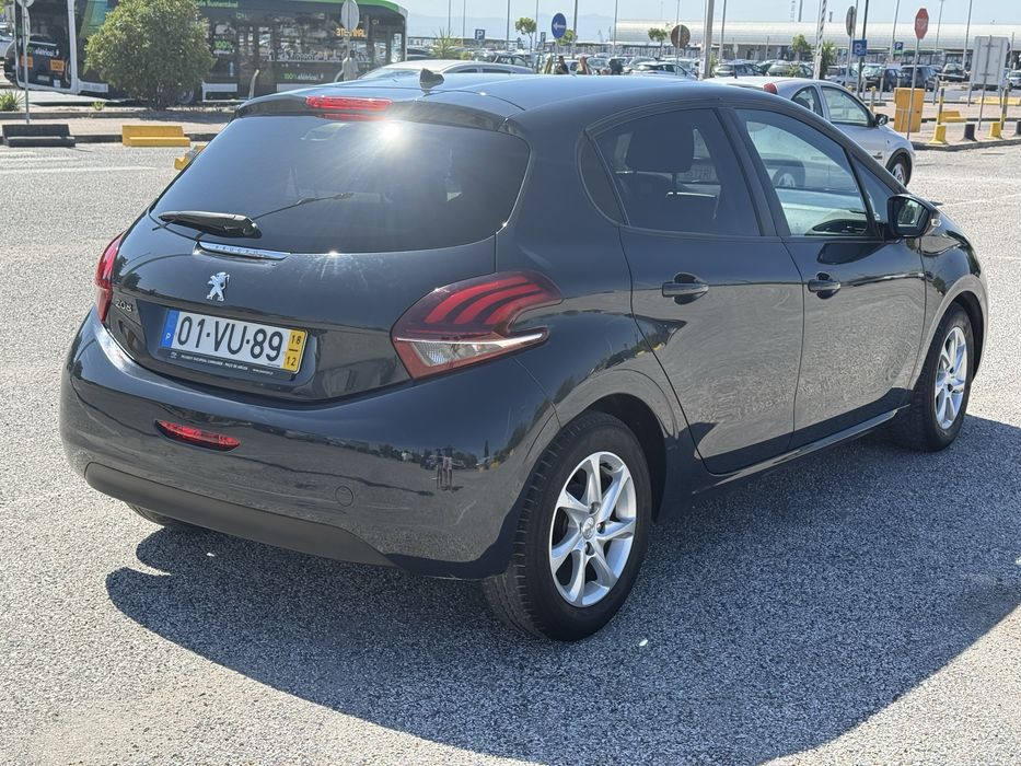 Peugeot 208 Active 1.2 PureTech 82cv — 2018 foto 4