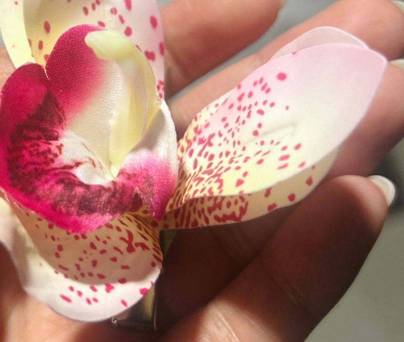 Grampo / Enfeite de cabelo orquídea rosa *novo*