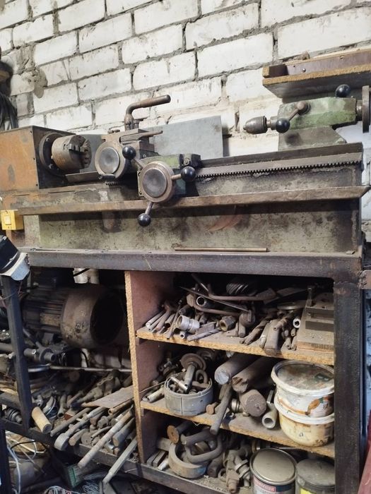 Продам токарний станок