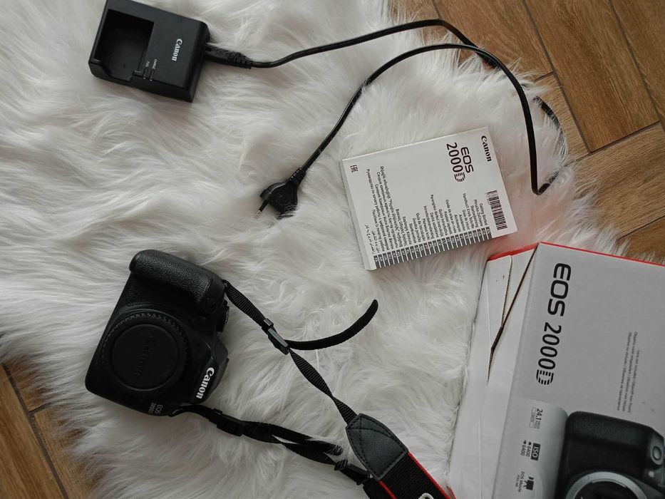 Aparat Canon EOS 2000D  body stan bardzo dobry