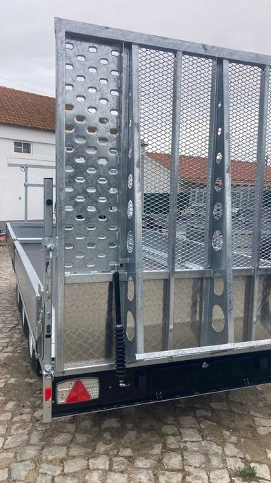 Reboque Nugent Modelo F4920T