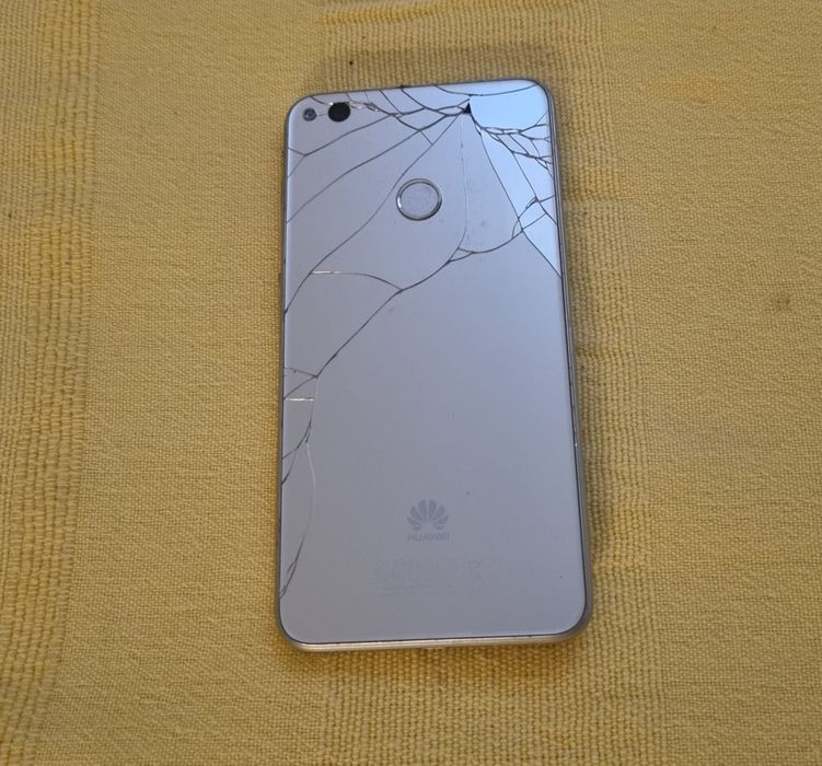 Telémovel Huwei para peças