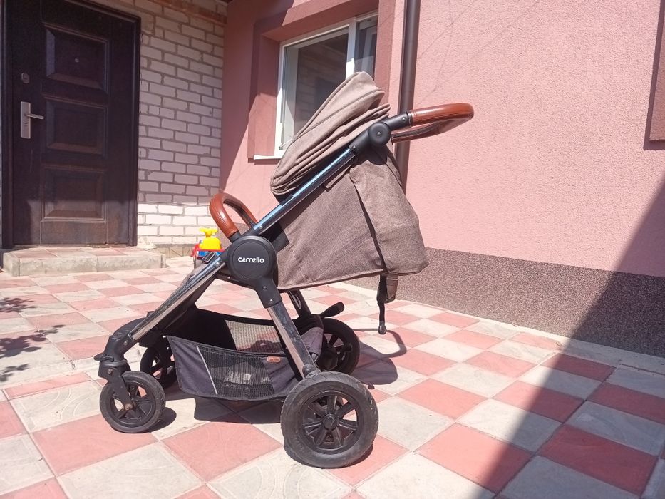 Дитяча коляска прогулочна