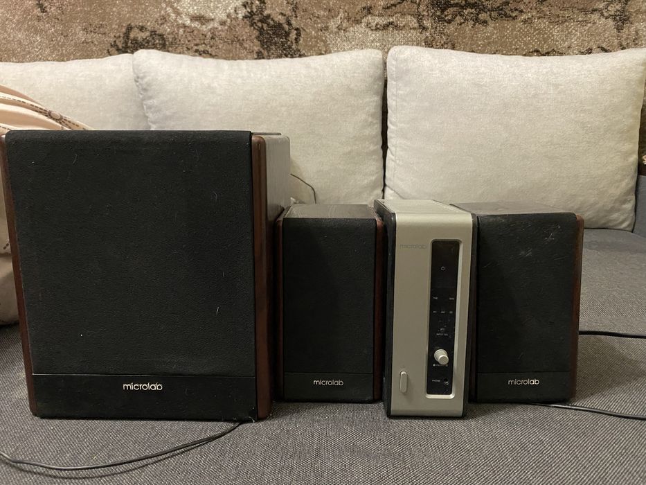 Акустическая система FC530 с усилителем