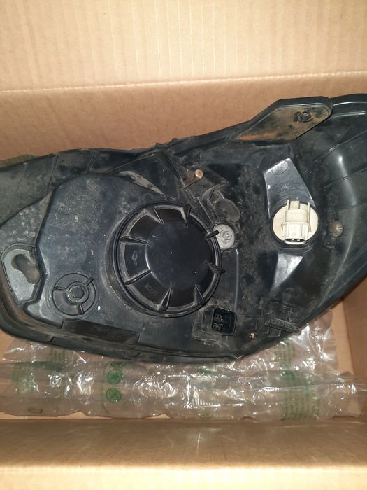 Продам фари на авто Hyunday Accent 3