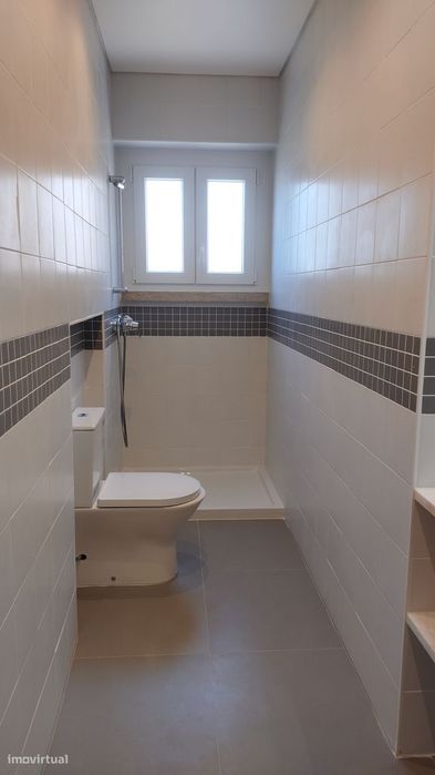CAMPOLIDE - T3 Renovado com varanda e 2 casa de banho