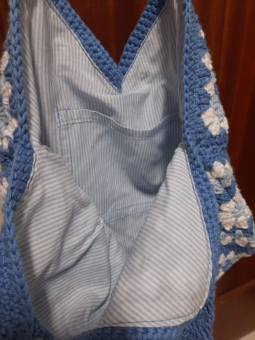 Saco em fio rústico, feito à mão