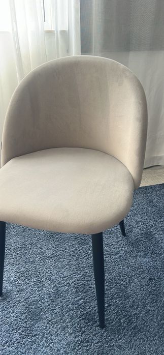 Conjunto de mesa + 4 cadeiras