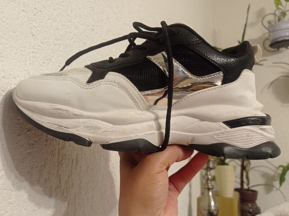 Masywne buty sportowe 39,5/40