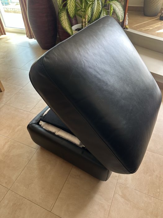Sofá de Couro Preto importado da Inglaterra
