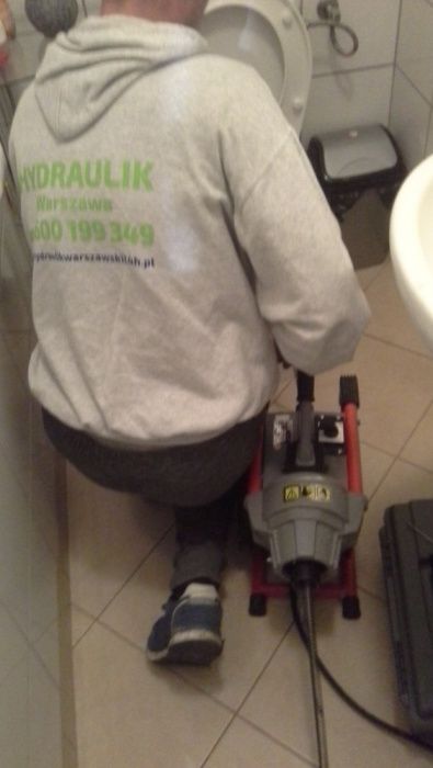 hydraulik warszawa udrażnianie rur przepychanie kanalizacji