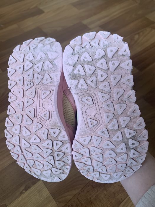 Кросівки дитячі 27 розмір