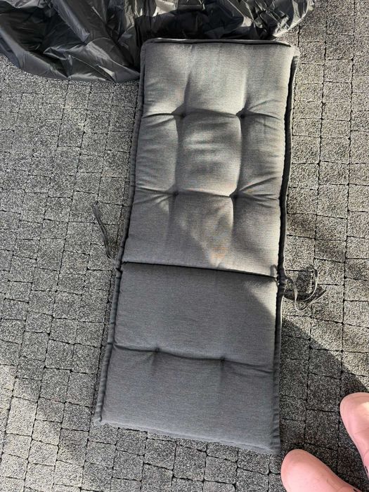 Sprzedam materac na krzesło ogrodowe lub leżak
