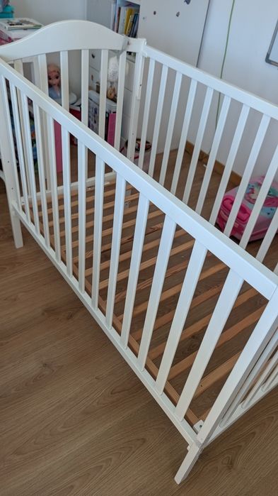 Berço 120x60 regulável + colchão Visco Baby – ótimo estado