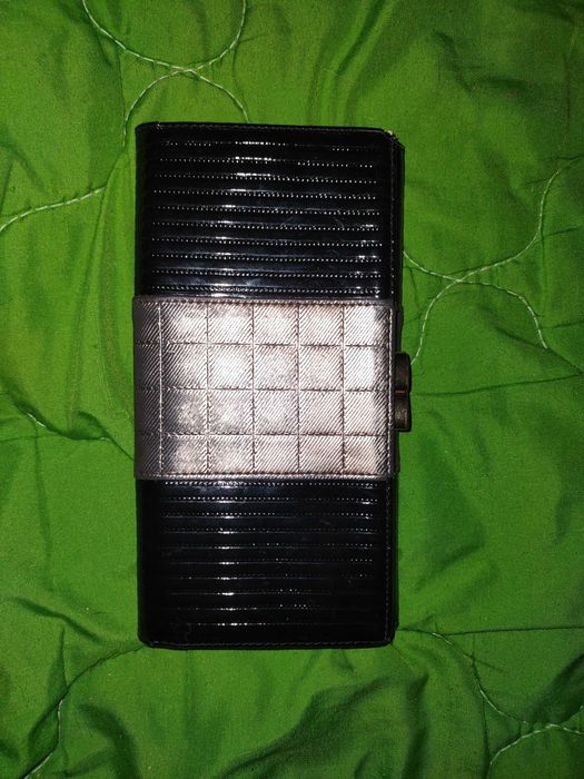 Гаманець,  Sonya Rikel