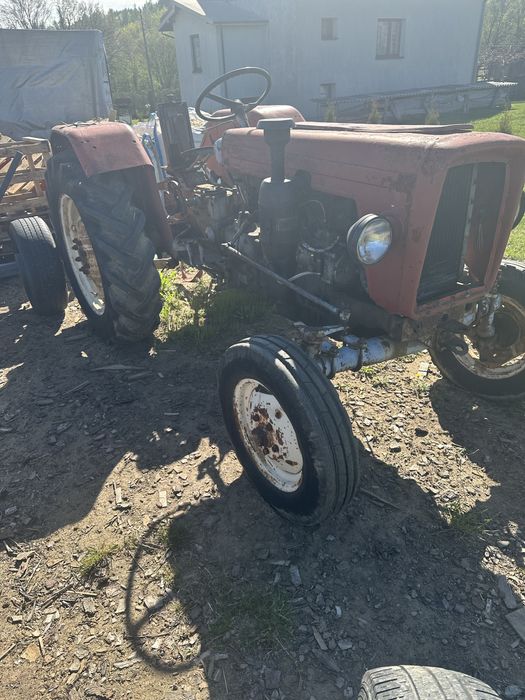 Ciągnik Ursus MF 3512,255)c360, c335