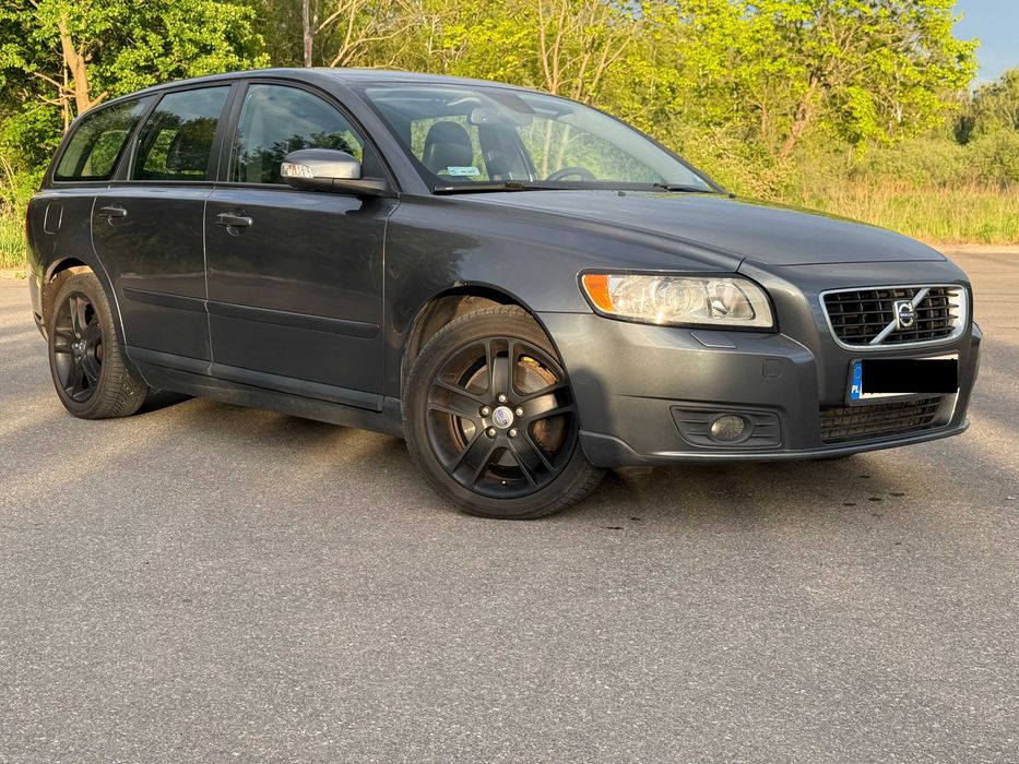 Volvo V50