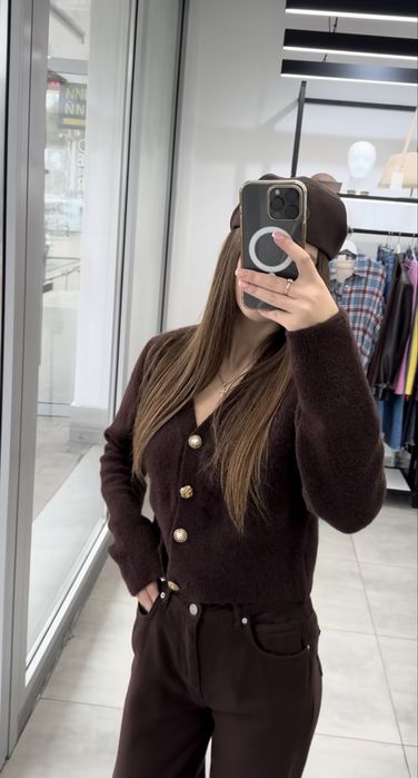 Трендовий коричневий кардиган з акцентними ґудзиками, кардиган шоколад