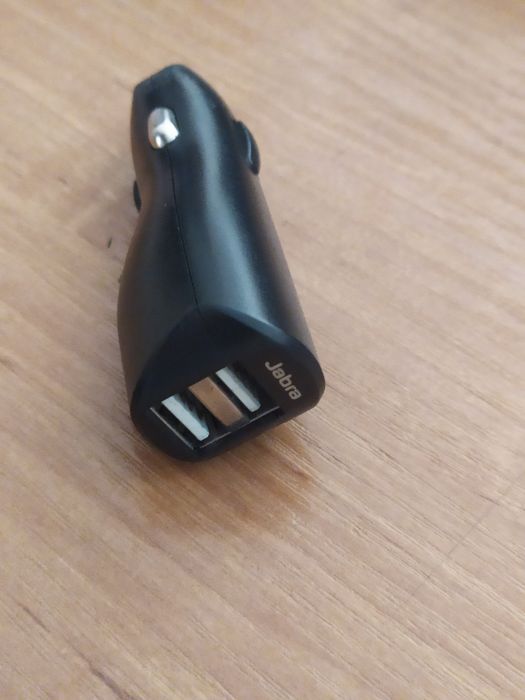 Ładowarka samochodowa 2 USB  Jabra