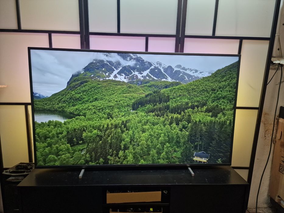 Philips 65cali 4K UHD Ambilight SMART telewizor
