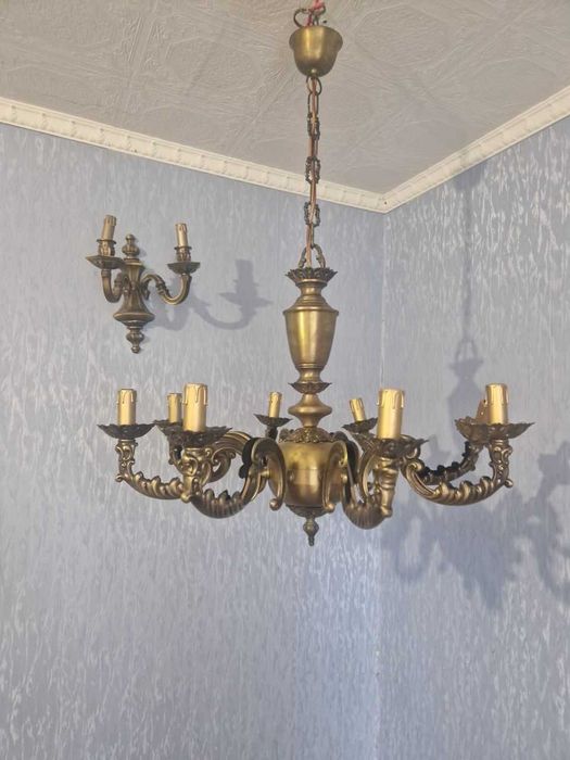 Продам бронзовую люстру, б,у