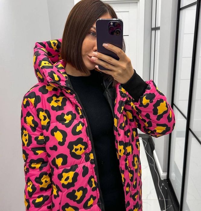 Яскравий пуховик-пальто в стилі Pink Panther - Твоя ідеальна зима!