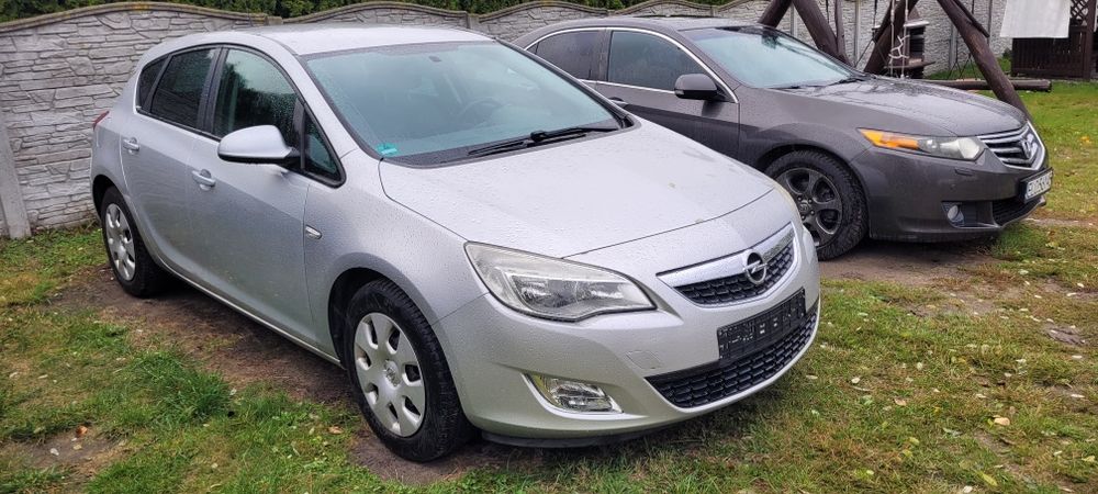 Astra j z gan z176 a14xer zderzak maska błotnik silnik skrzynia fotele