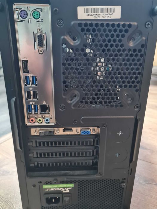 PC Ryzen 5 1400, 16 GB RAM, SSD 932 GB