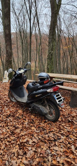 Скутер YIBEN YB150T 15D