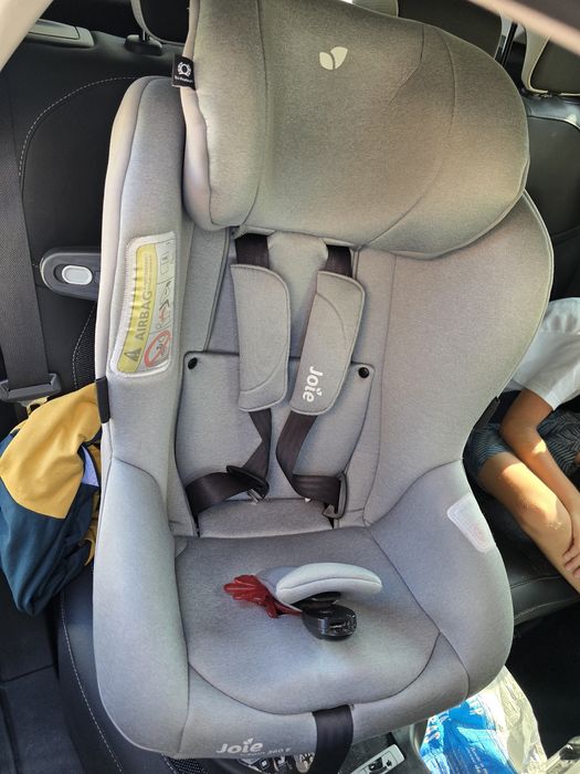 Joie Cadeira Auto i-Spin 360 
JoiCadeira Auto i-Spin 36