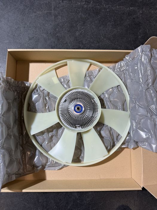 Вискомуфта муфта вентелятор охолодження спрінтер Sprinter W906 W907