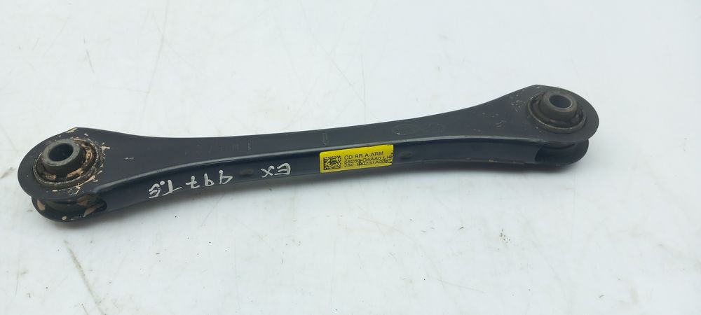 Braço de suspensão trás esquerdo KIA Ceed (CD)