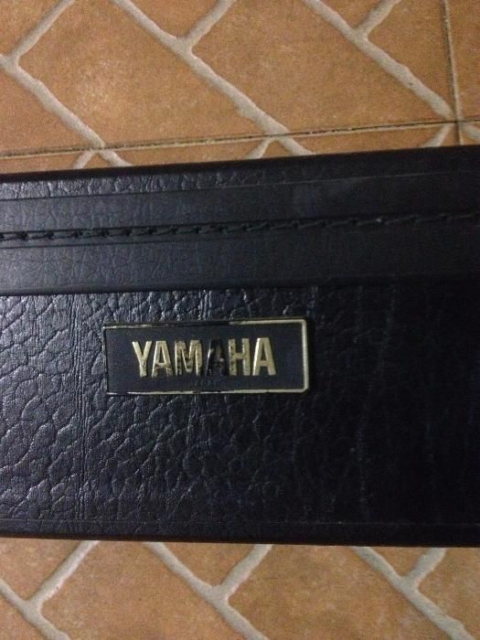 Yamaha Guitarra APX 6, troco.
