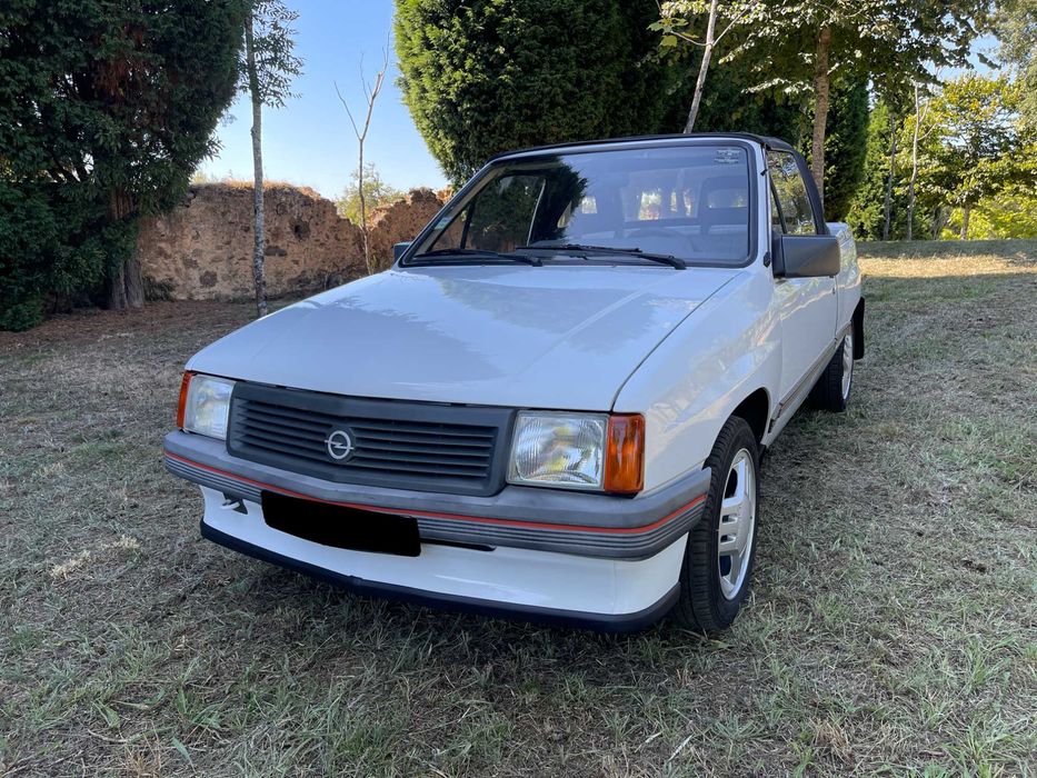 Opel Corsa A Spider Irmescher 1.2 Certificado de Interesse Historico