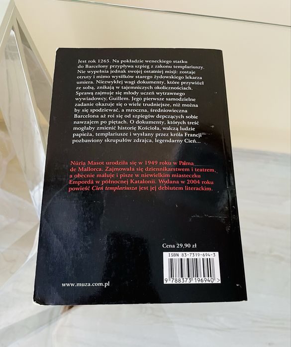 Cień templariusza Núria Masot powieść sensacyjna
