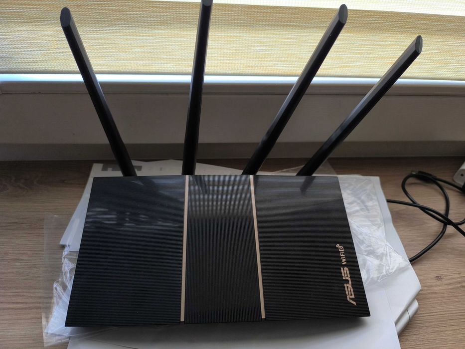 Router Asus RT-AX57