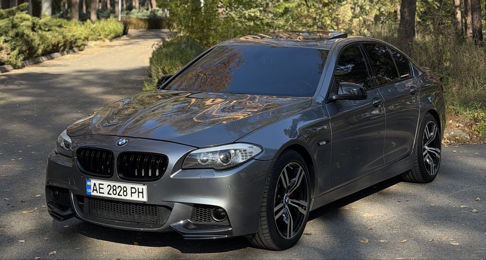 BMW 535 XI 2013 Год